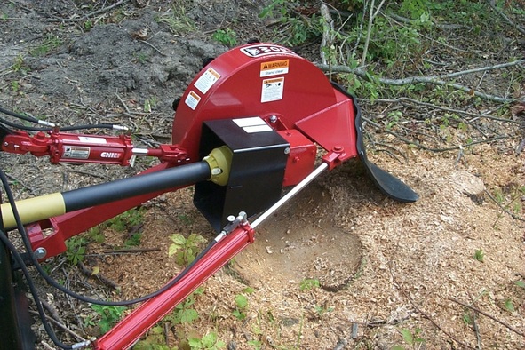 Stump grinding and stump removal services in Langley